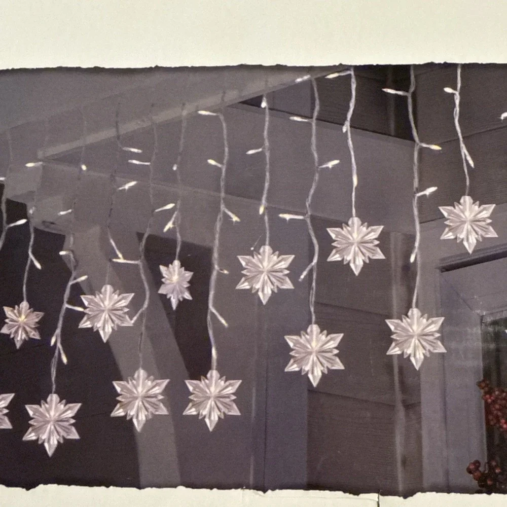 GE StayBright 150ct LED Motion Snowflake Icicle Lights Warm White/White Wire